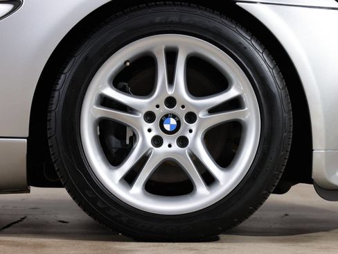 Used 2002 BMW Z8 image 22