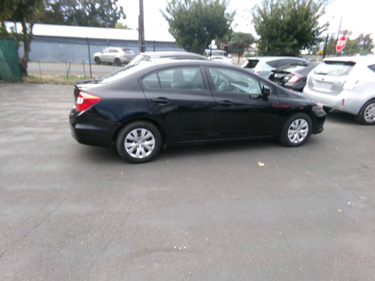Used 2012 Honda Civic LX image 5