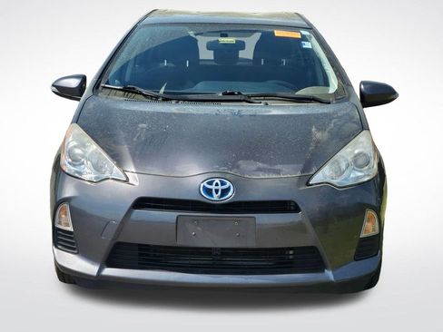 Used 2013 Toyota Prius C Two image 4