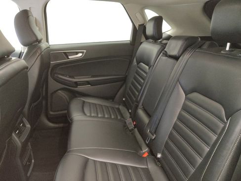 Used 2023 Ford Edge SEL image 18