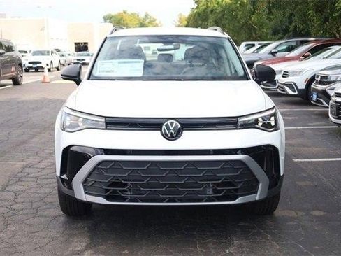 New 2025 Volkswagen Taos S image 4