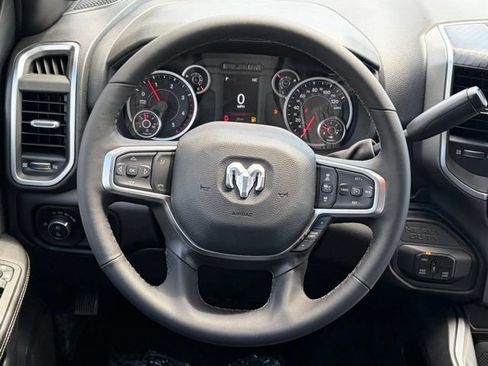 New 2026 RAM 2500 Big Horn AWD/4WD image 34