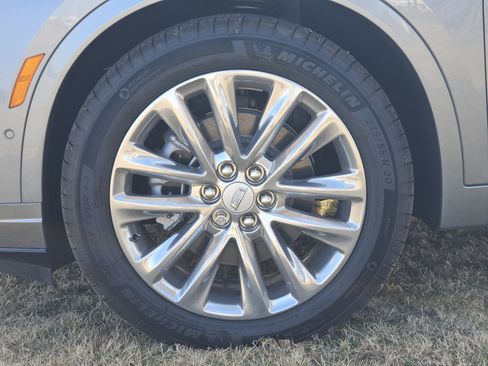 New 2025 Cadillac XT6 Premium Luxury w/ Technology Package image 7