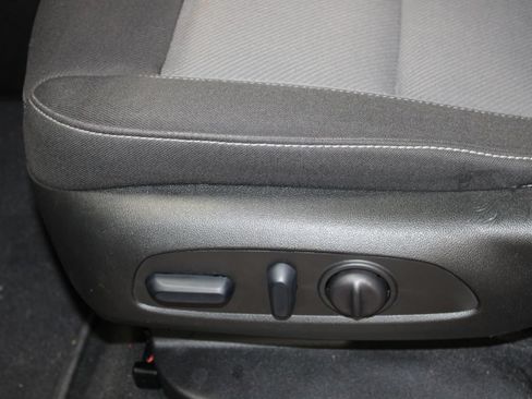 Used 2024 Chevrolet Blazer LT w/ Convenience Package FWD image 13