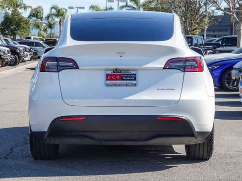 Used 2023 Tesla Model Y Long Range image 5