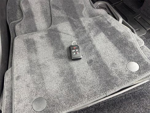 Used 2023 Land Rover Range Rover SE image 82