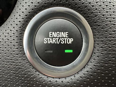 Used 2023 Cadillac XT5 Premium Luxury image 25