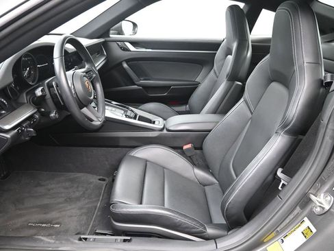 Certified 2020 Porsche 911 Carrera 4S image 7