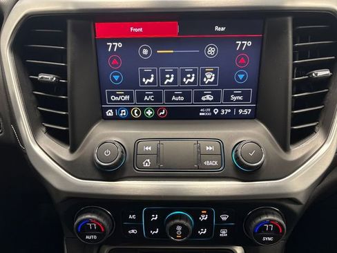 Used 2023 GMC Acadia SLE w/ Driver Convenience Package image 45