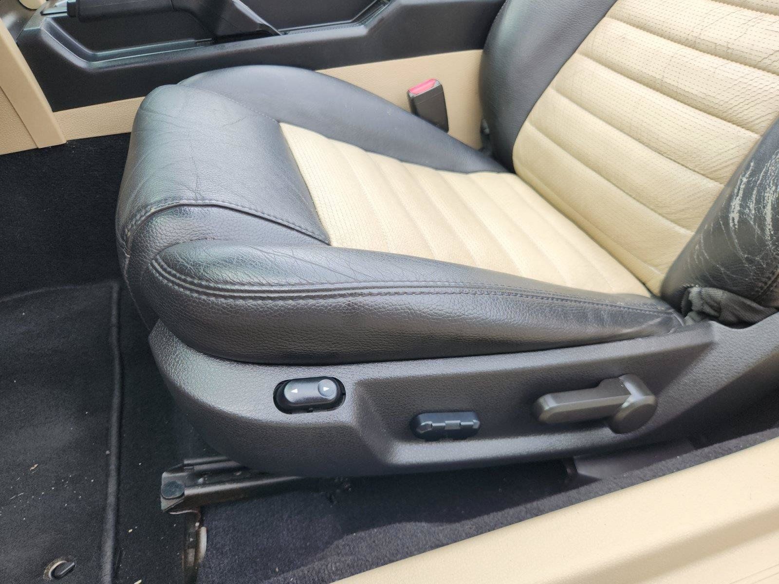 Used 2008 Ford Mustang GT Premium RWD image 14