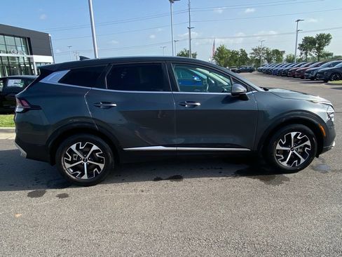 Certified 2024 Kia Sportage EX FWD image 7