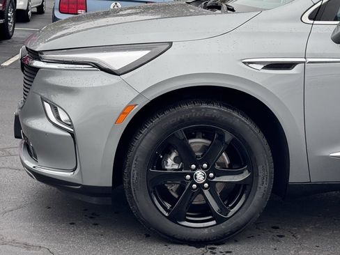 Used 2023 Buick Enclave Essence w/ Sport Touring Edition image 39