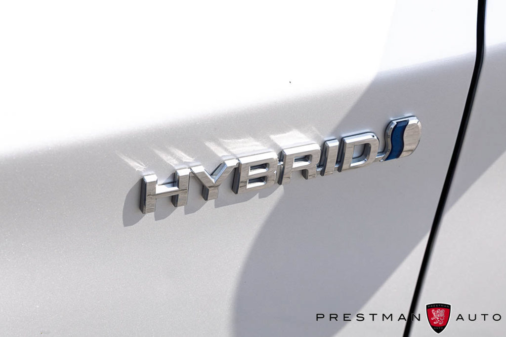 Used 2015 Toyota Prius Two FWD image 7