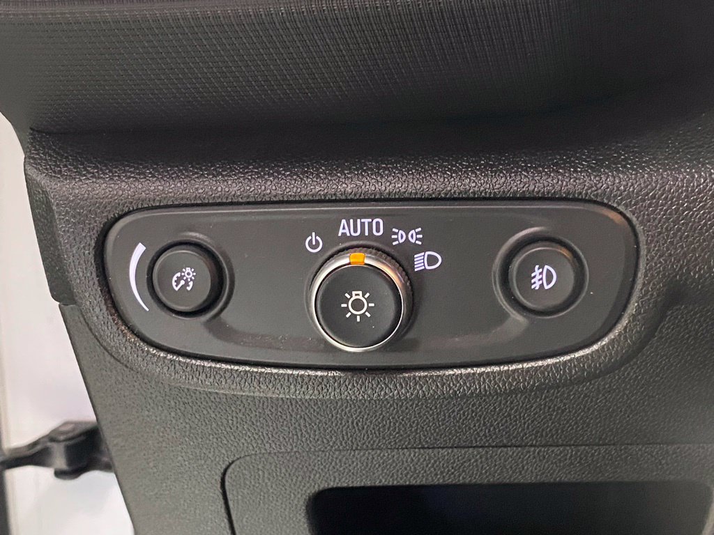 Used 2021 Chevrolet TrailBlazer LT w/ Convenience Package FWD image 20