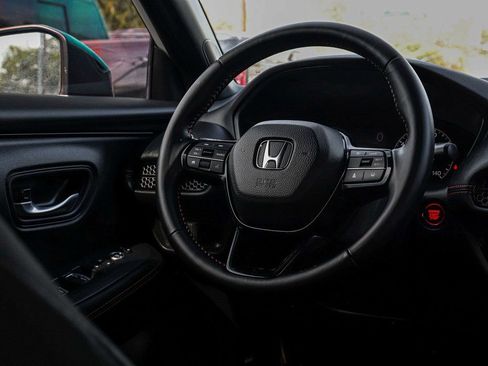 Used 2025 Honda HR-V Sport image 23