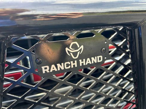 Used 2025 GMC Sierra 1500 AT4 w/ AT4 Premium Package AWD/4WD image 32