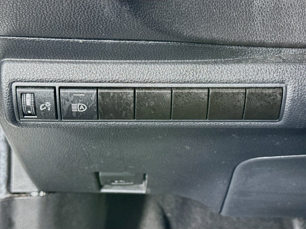 Certified 2024 Toyota Corolla LE FWD image 10