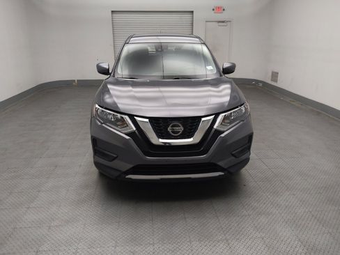 Used 2020 Nissan Rogue S FWD image 14