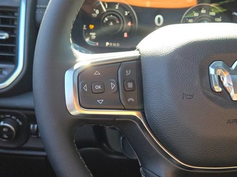 New 2026 RAM 2500 Laramie AWD/4WD image 40
