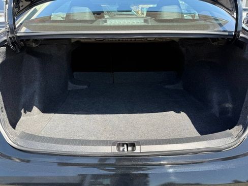 Used 2025 Toyota Corolla LE FWD image 11
