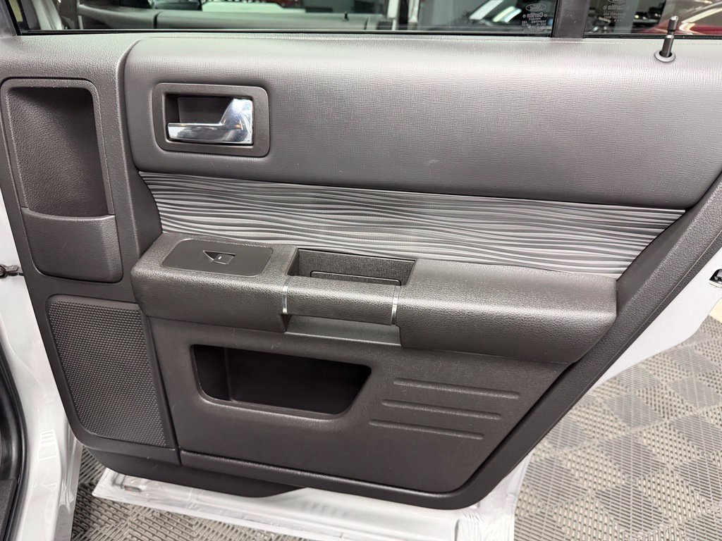 Used 2019 Ford Flex SEL w/ Equipment Group 202A FWD image 49