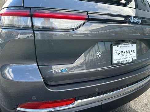 Used 2023 Jeep Grand Cherokee 4WD 4xe image 50