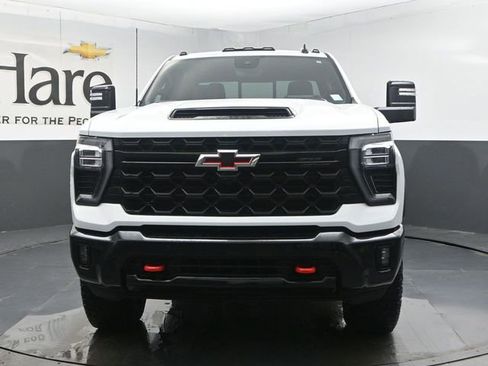 New 2026 Chevrolet Silverado 2500 ZR2 w/ LPO, Dark Essentials Package image 12