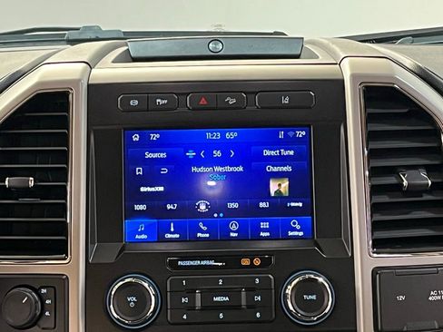 Used 2020 Ford F350 Lariat w/ Chrome Package image 22