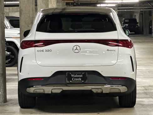New 2026 Mercedes-Benz EQE 320 4MATIC SUV image 9