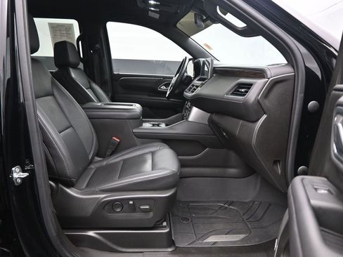 Used 2021 Chevrolet Tahoe Z71 w/ Max Trailering Package image 10