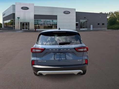 Used 2024 Ford Escape Active AWD/4WD image 8