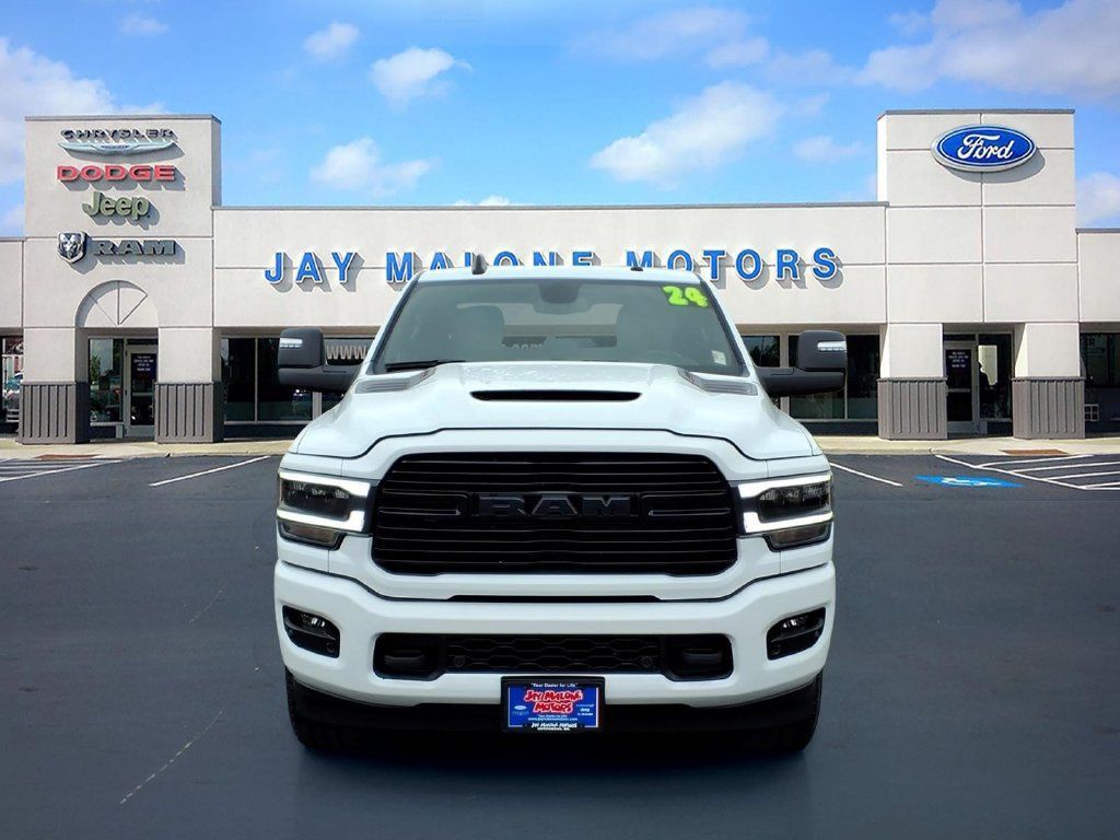 Used 2024 RAM 2500 Laramie w/ Night Edition AWD/4WD image 8