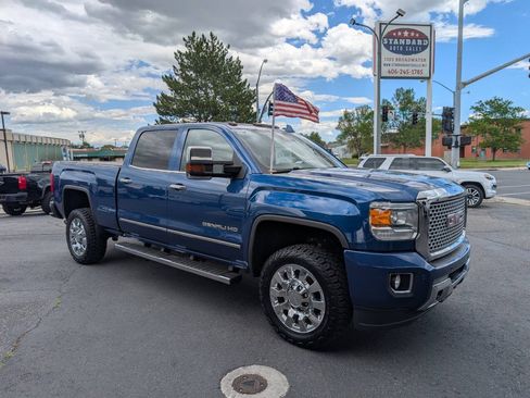 Used 2017 GMC Sierra 2500 Denali AWD/4WD image 1