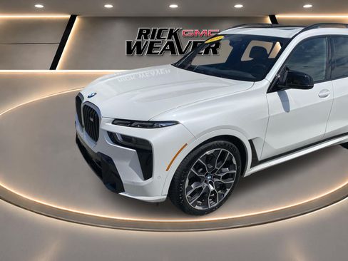 Used 2024 BMW X7 M60i w/ Executive Package AWD/4WD image 2