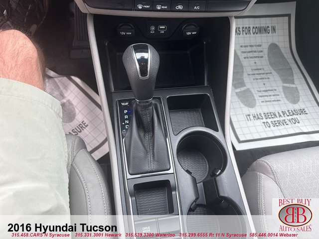 Used 2016 Hyundai Tucson SE w/ Option Group 02 FWD image 13