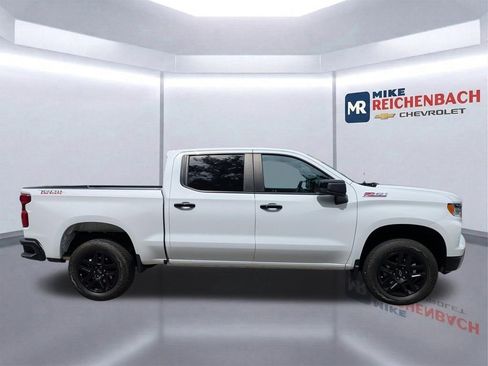 Used 2023 Chevrolet Silverado 1500 LT Trail Boss AWD/4WD image 3