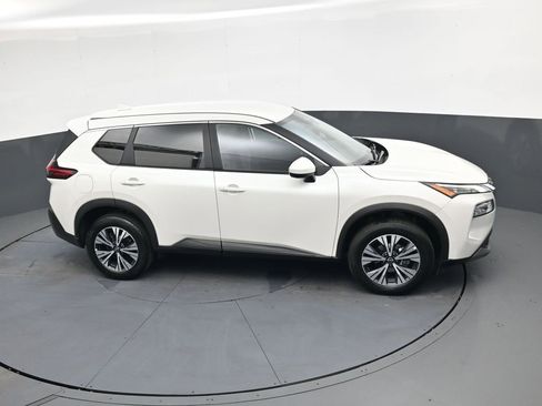 Used 2023 Nissan Rogue SV image 27