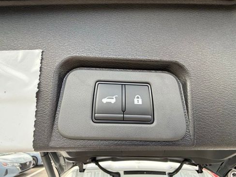 New 2026 Nissan Rogue SV w/ SV Premium Package image 18