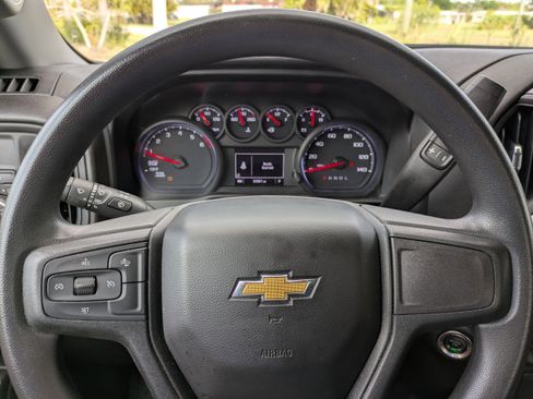 Used 2022 Chevrolet Silverado 1500 Custom image 21