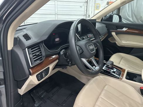 Used 2023 Audi Q5 2.0T Premium Plus w/ Premium Plus Package image 9