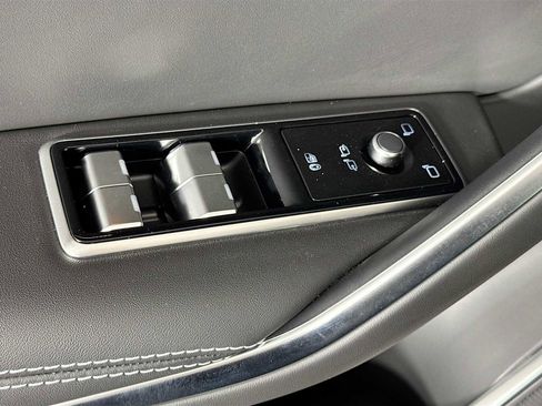 New 2026 Jaguar F-PACE R-Dynamic S image 17