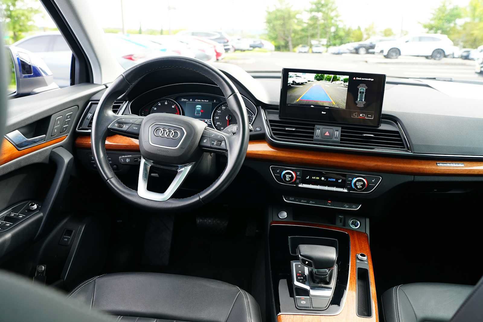 Used 2023 Audi Q5 2.0T Premium w/ Convenience Package AWD/4WD image 33