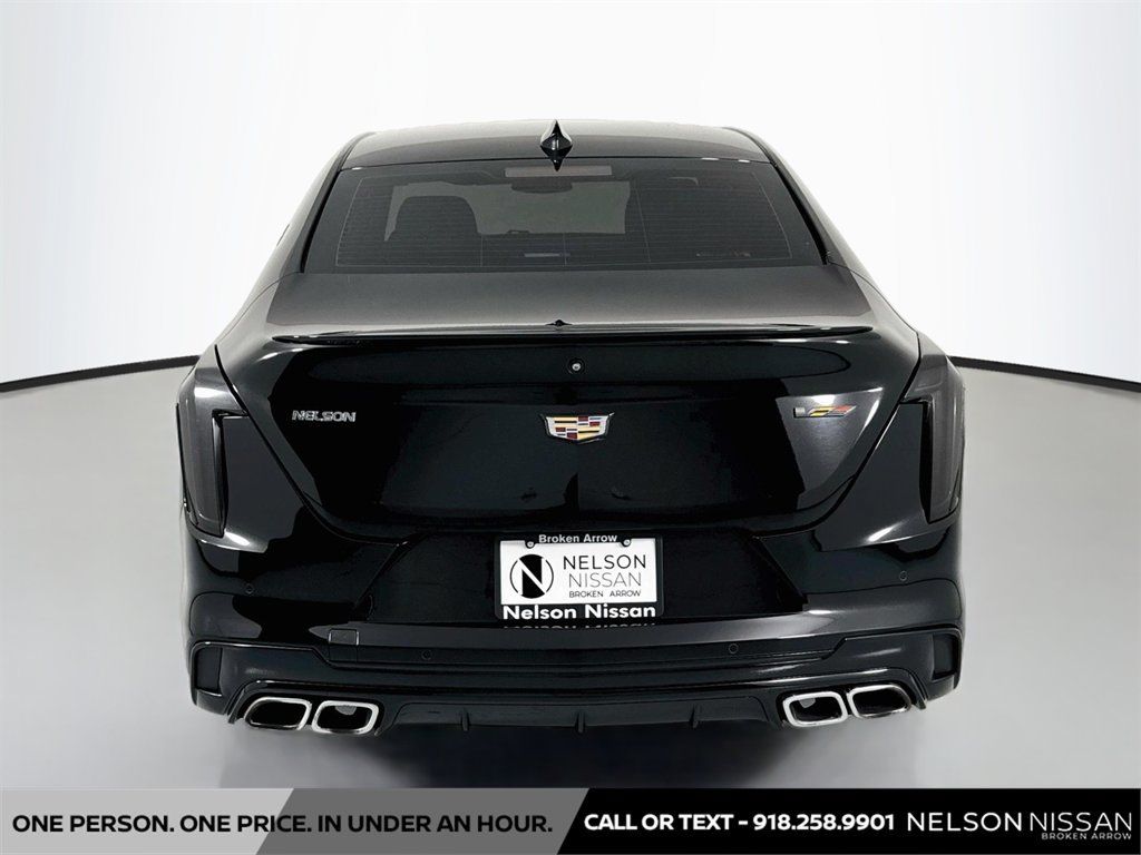 Used 2021 Cadillac CT4 V w/ Technology Package RWD image 6