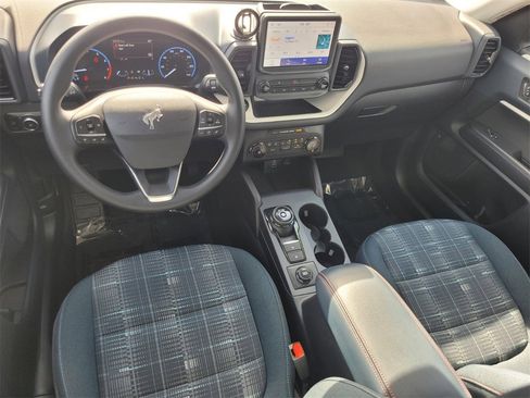 Used 2024 Ford Bronco Sport Heritage image 9