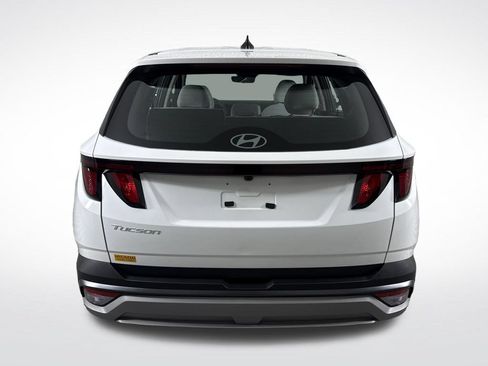 Used 2026 Hyundai Tucson SE FWD image 5