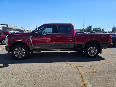 Used 2025 Ford F350 King Ranch AWD/4WD image 5