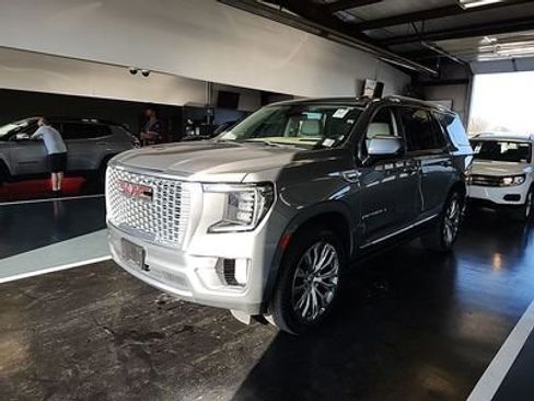 Used 2023 GMC Yukon Denali w/ Max Trailering Package image 1