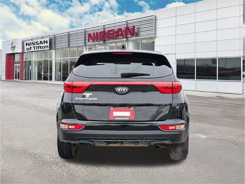 Used 2018 Kia Sportage LX image 6