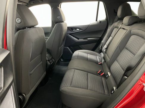 Certified 2025 Chevrolet Equinox LT AWD/4WD image 9