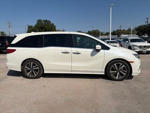 Used 2018 Honda Odyssey Elite image 5